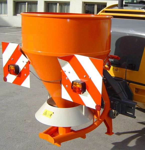 3-Pkt. Anbaustreuer - KSZ mit Zubehör (Abdeckplane nicht abgebildet)