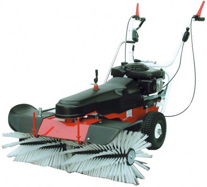 Kehrmaschine KM-1000 mit Schneeräumschild