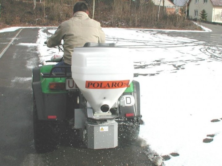 Elektrostreuer PLE-70 mit Zugmaulhalterung