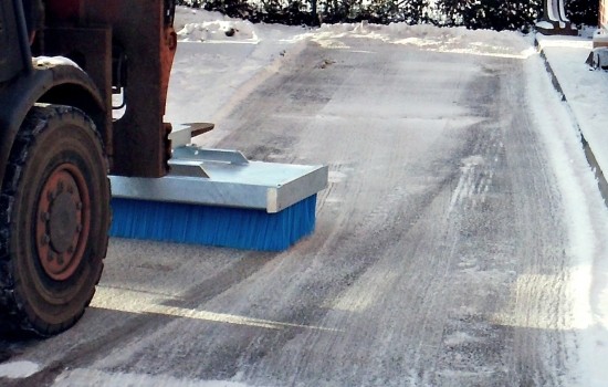 Kehrbesen für den Winterdienst